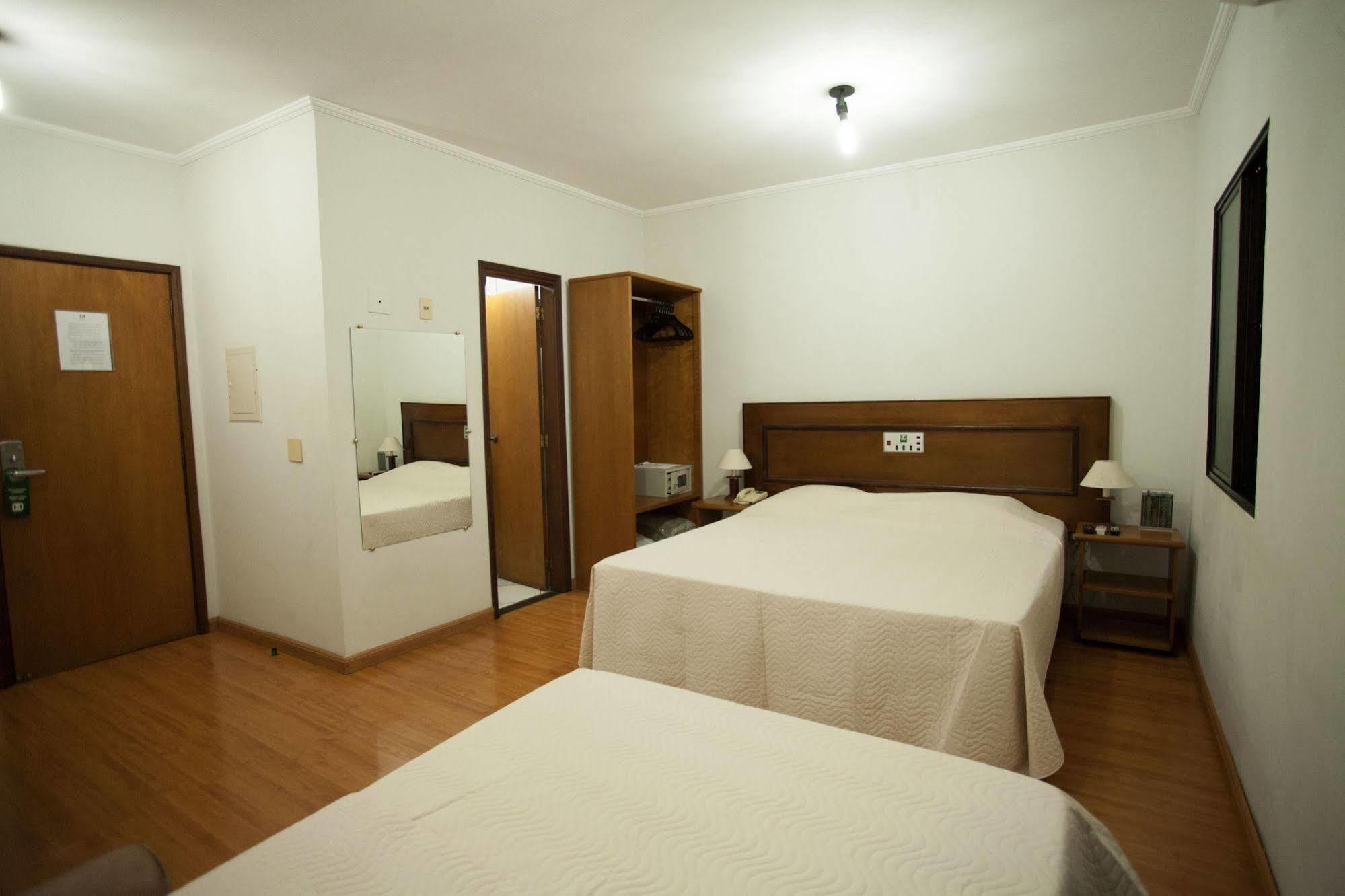 Indaia Hotel Residence Sao Carlos  Bagian luar foto
