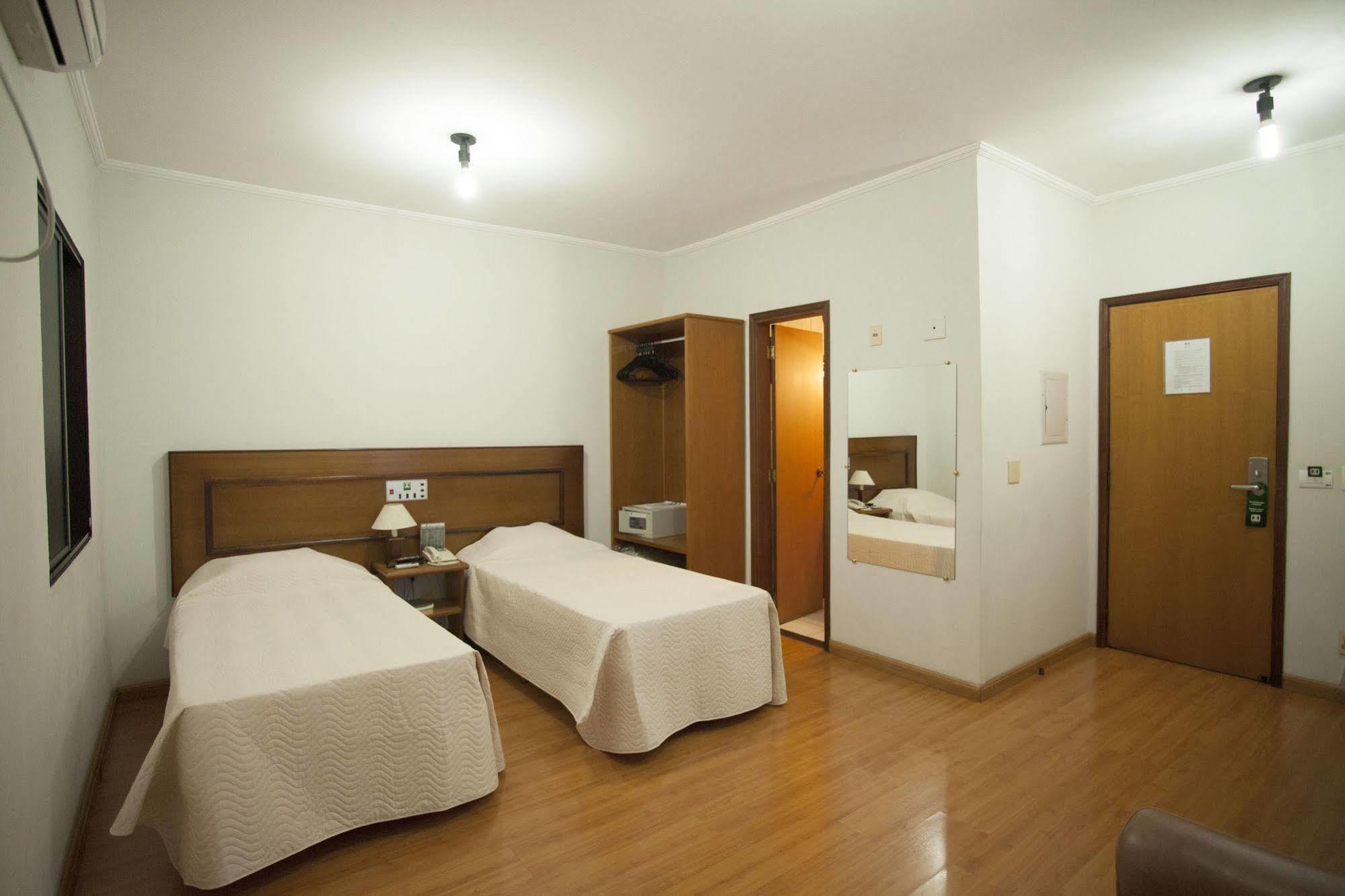 Indaia Hotel Residence Sao Carlos  Bagian luar foto